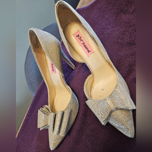 Betsey Johnson prince pump size 8 - Picture 11 of 16